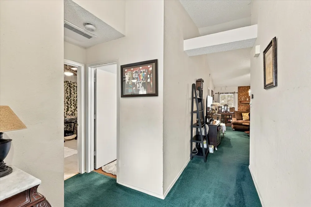 617 Cross Ridge Circle Fort Worth, TX 76120