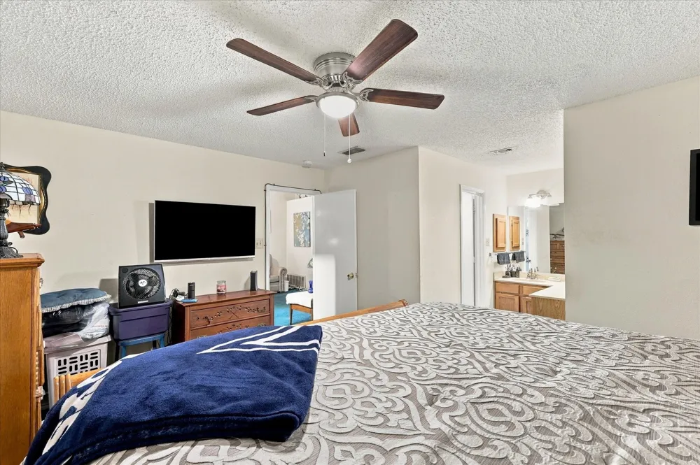 617 Cross Ridge Circle Fort Worth, TX 76120