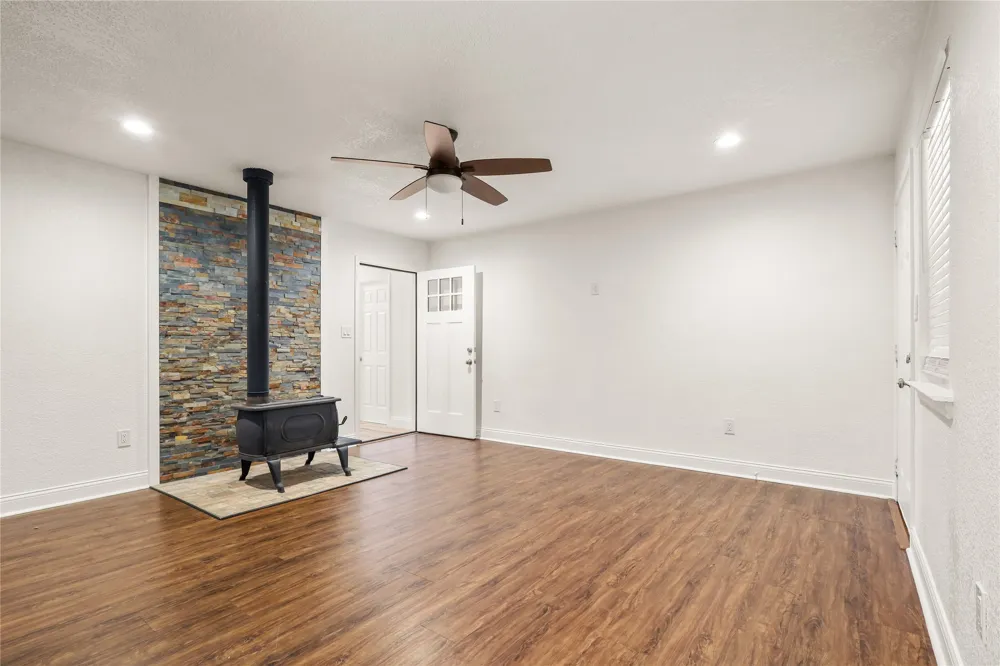 3575 Buck View Road Brownwood, TX 76801
