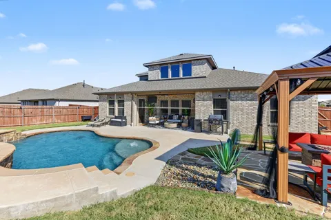 1221 Boulder Drive