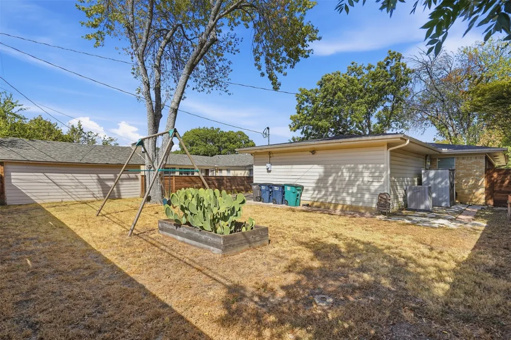 2908 Ryan Place Drive Fort Worth, TX 76110