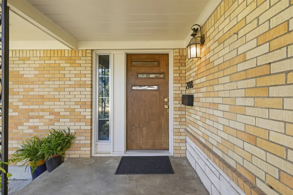 2908 Ryan Place Drive Fort Worth, TX 76110