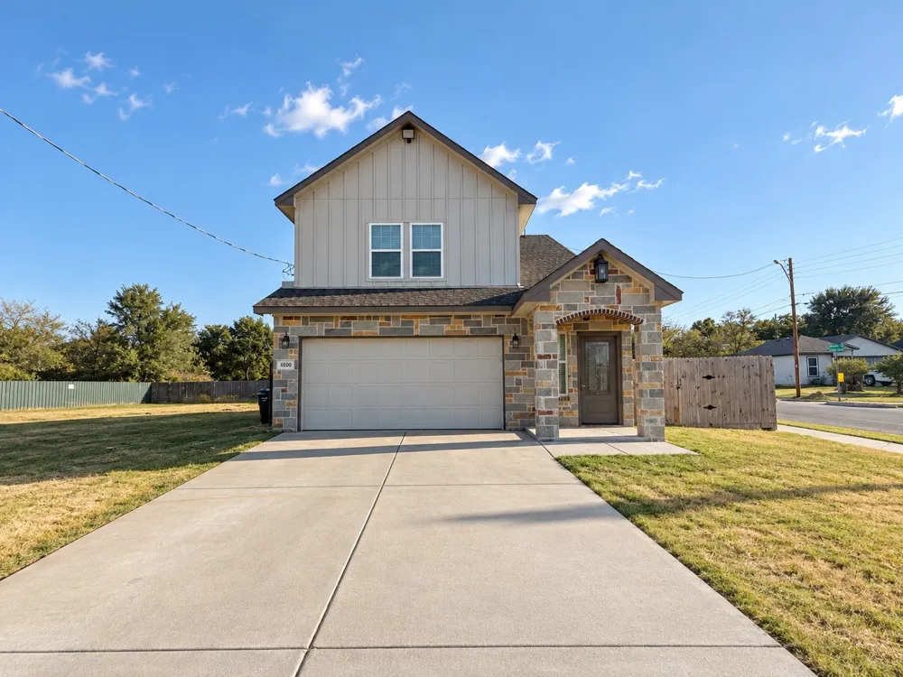 4800 Willie Street Fort Worth, TX 76105