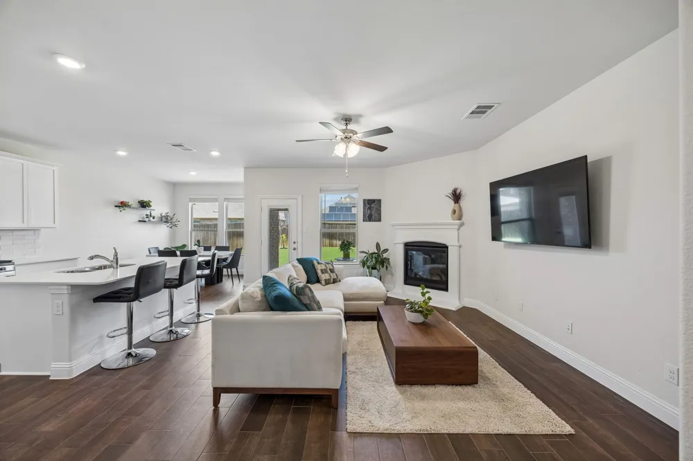 11233 Gold Pan Trail Aubrey, TX 76227