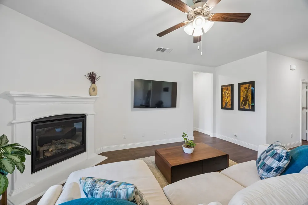 11233 Gold Pan Trail Aubrey, TX 76227