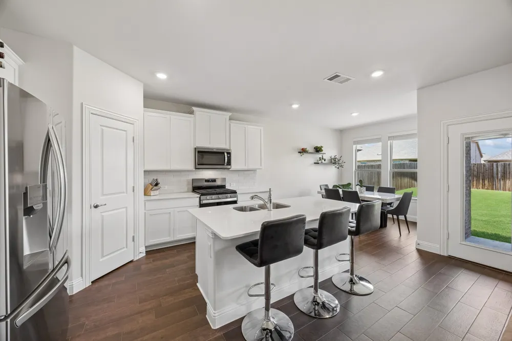 11233 Gold Pan Trail Aubrey, TX 76227