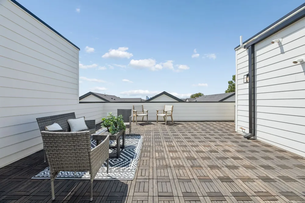 5633 Live Oak #103 Dallas, TX 75206