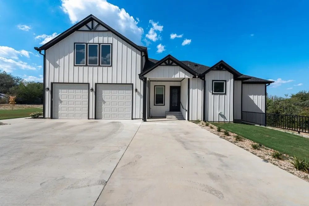 911 Oldgate Road Lakeside, TX 76108