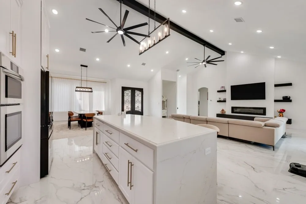 911 Oldgate Road Lakeside, TX 76108