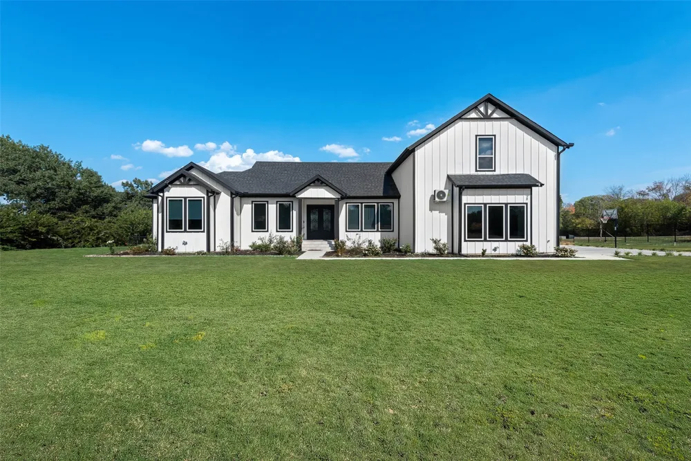 911 Oldgate Road Lakeside, TX 76108
