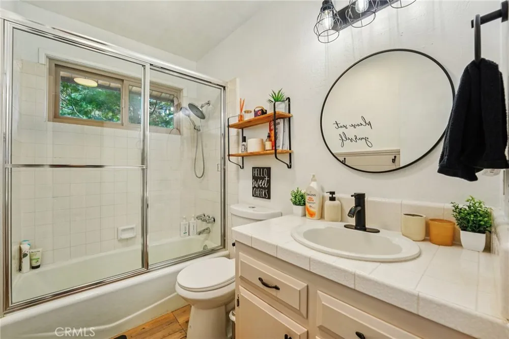 761 W Victoria Court Lake Arrowhead, CA 92352