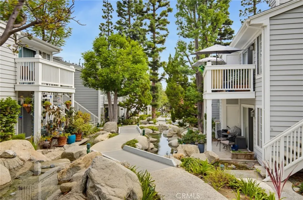 1326 W Park Western #206 San Pedro, CA 90732