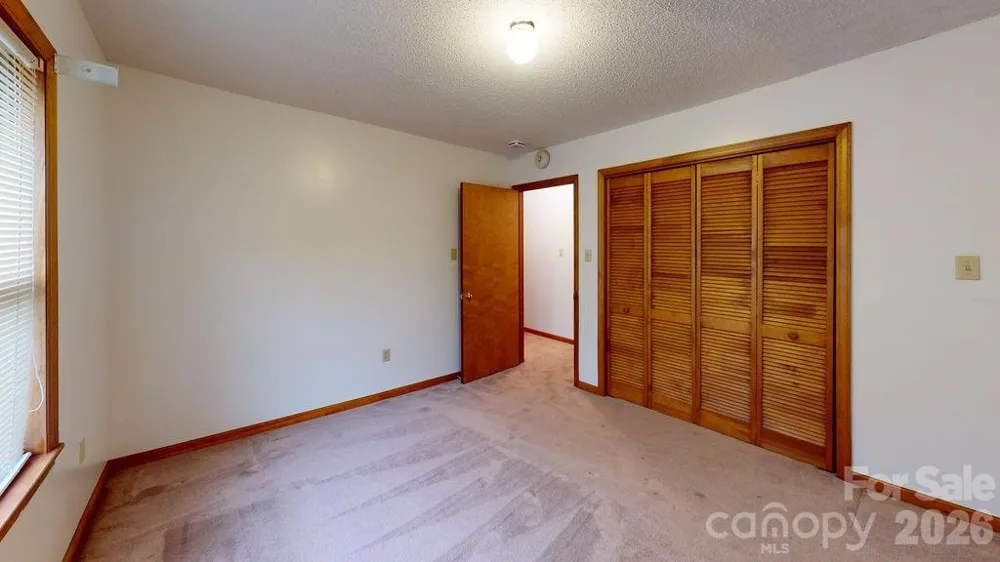 6830 Bat Cave Road Old Fort, NC 28762