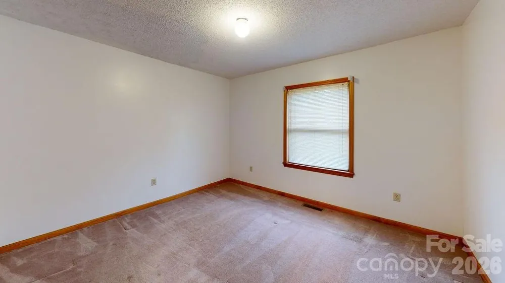 6830 Bat Cave Road Old Fort, NC 28762