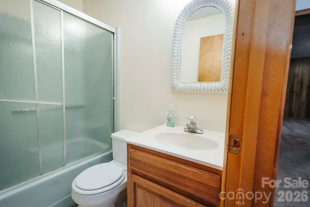 6830 Bat Cave Road Old Fort, NC 28762