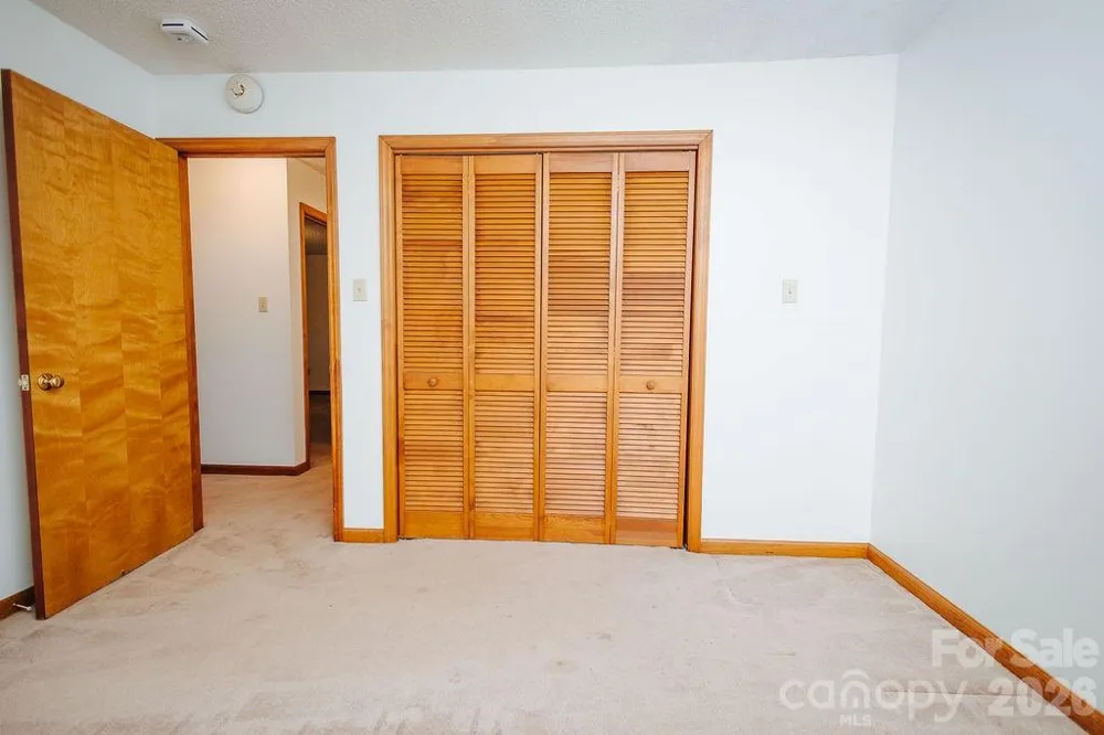 6830 Bat Cave Road Old Fort, NC 28762