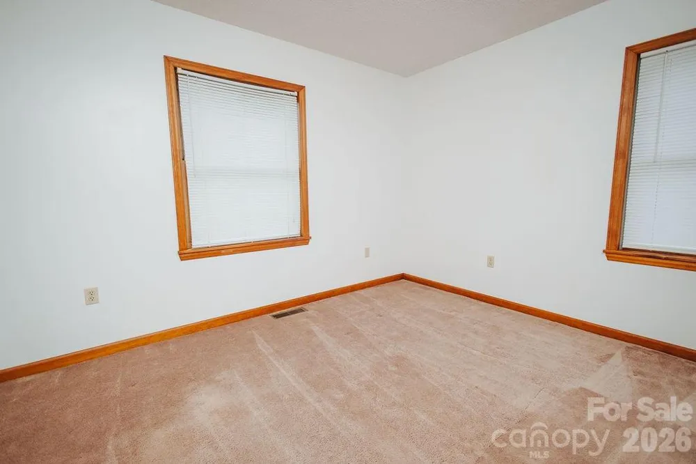 6830 Bat Cave Road Old Fort, NC 28762
