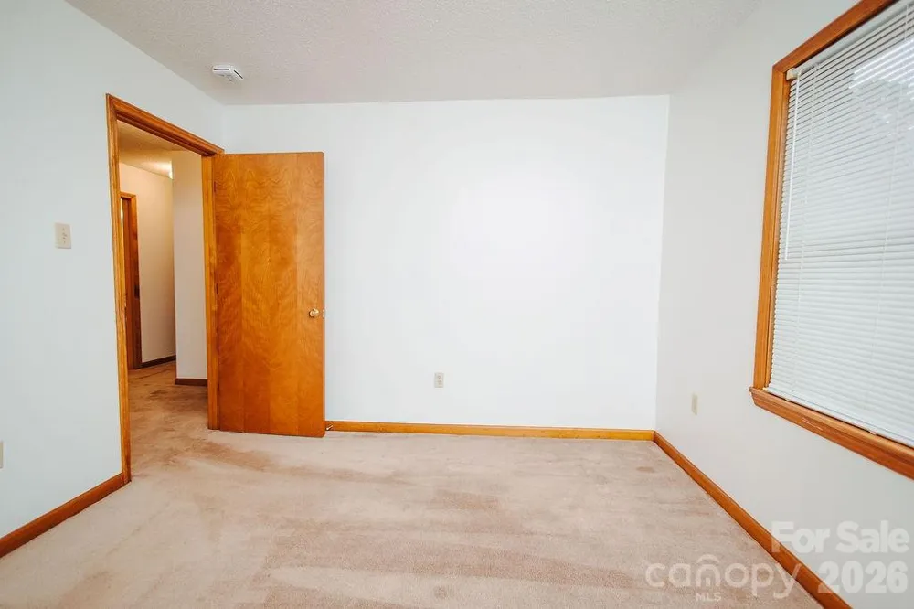 6830 Bat Cave Road Old Fort, NC 28762