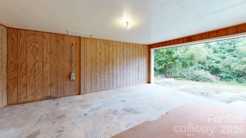 6830 Bat Cave Road Old Fort, NC 28762