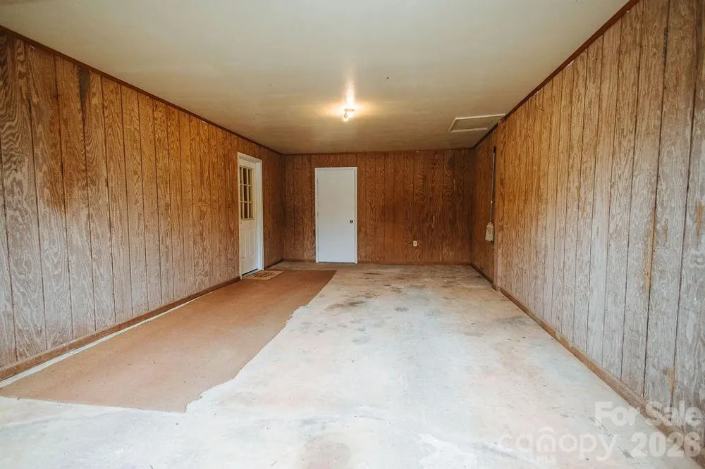 6830 Bat Cave Road Old Fort, NC 28762