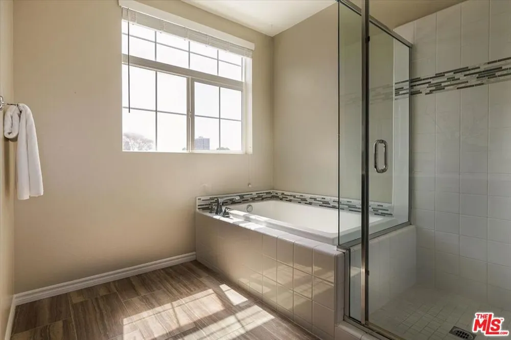 628 Seabright Circle Costa Mesa, CA 92627