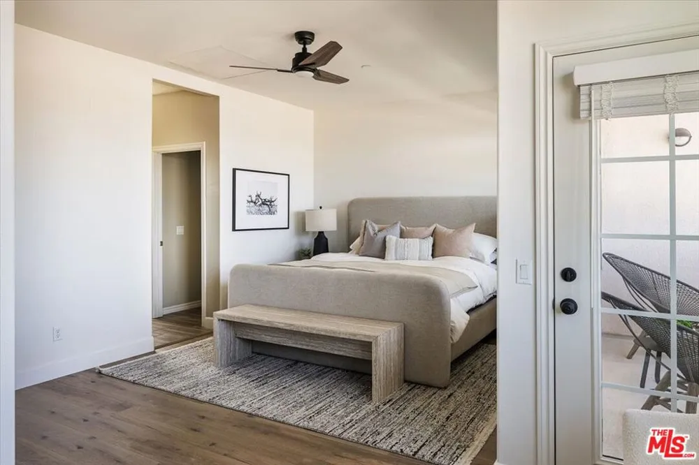 628 Seabright Circle Costa Mesa, CA 92627