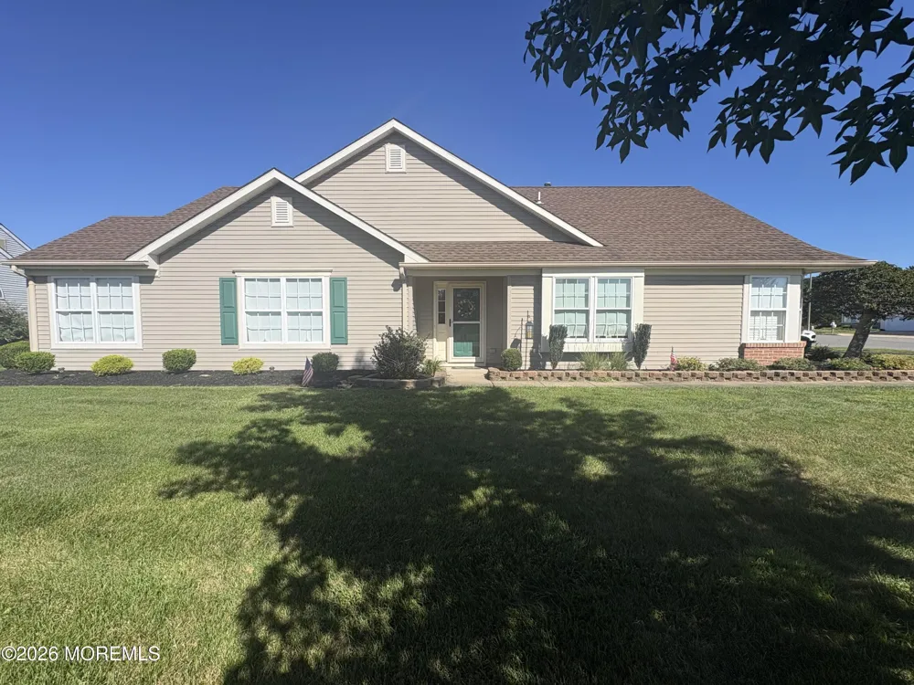 2319 Logan Court Toms River, NJ 08755