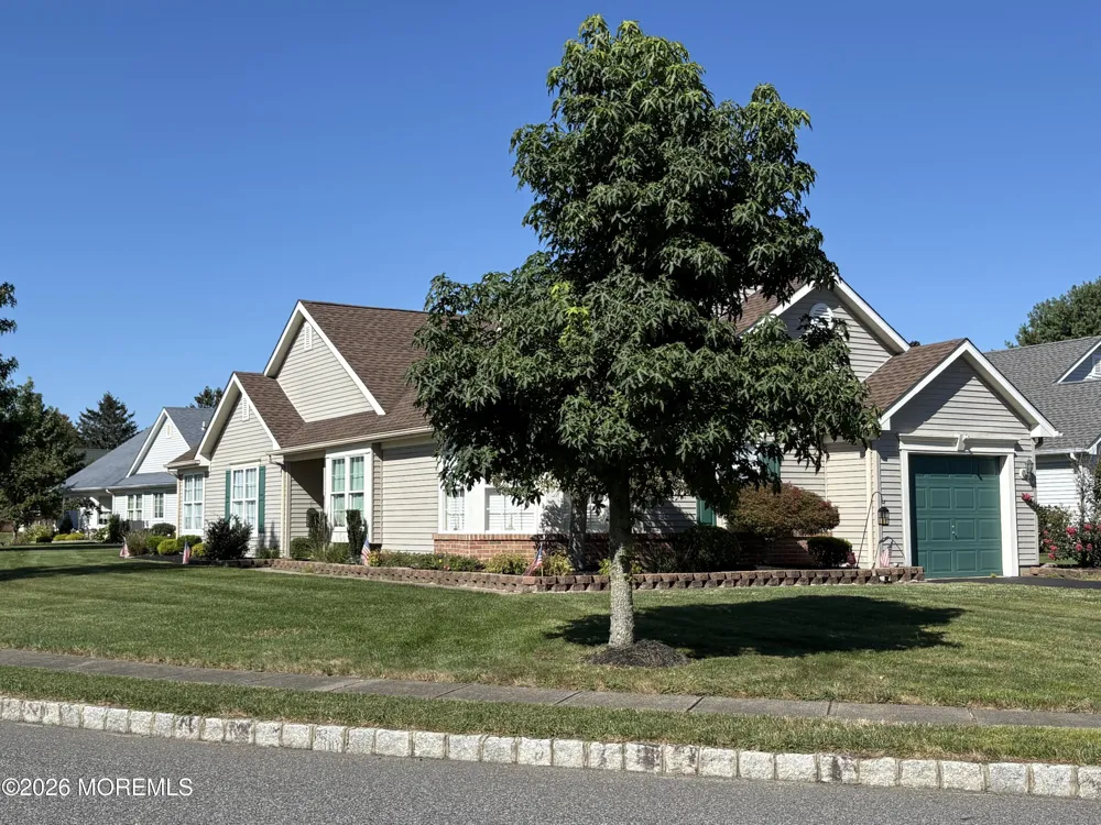 2319 Logan Court Toms River, NJ 08755