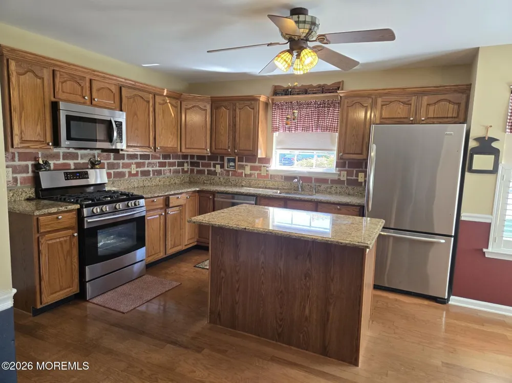 2319 Logan Court Toms River, NJ 08755