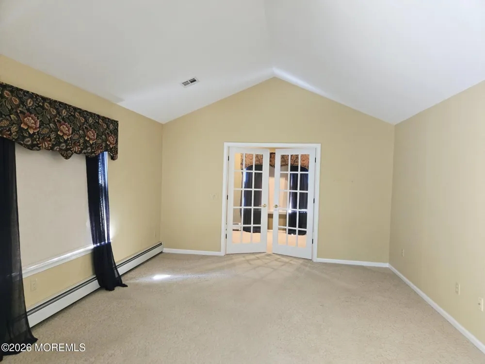2319 Logan Court Toms River, NJ 08755