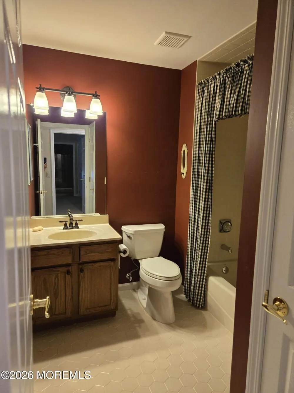 2319 Logan Court Toms River, NJ 08755