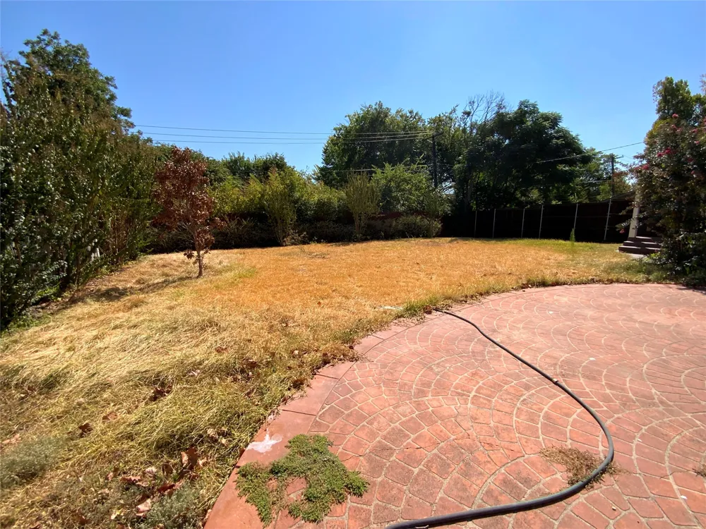 11336 Valleydale Drive Dallas, TX 75230