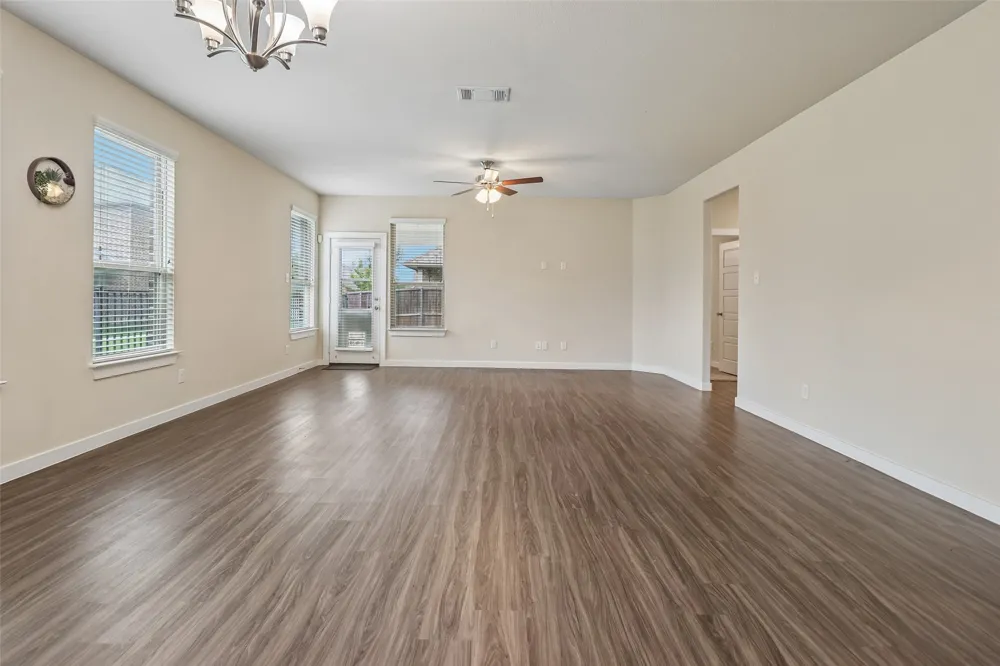 7629 Spring Drive Watauga, TX 76148