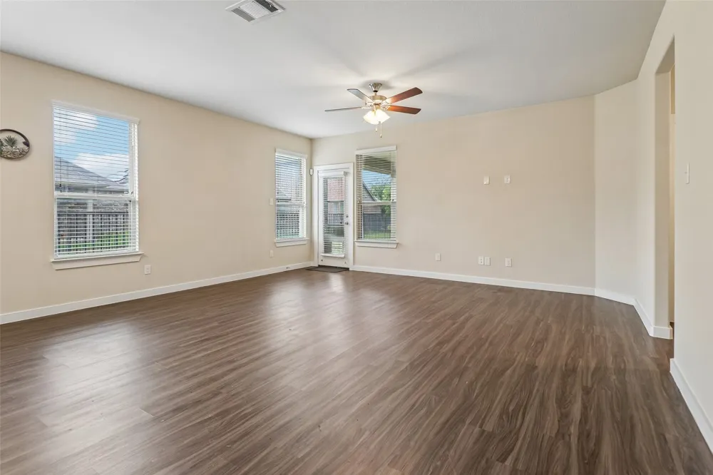 7629 Spring Drive Watauga, TX 76148