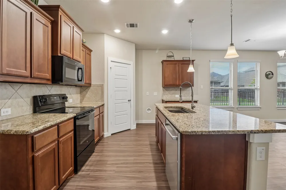 7629 Spring Drive Watauga, TX 76148