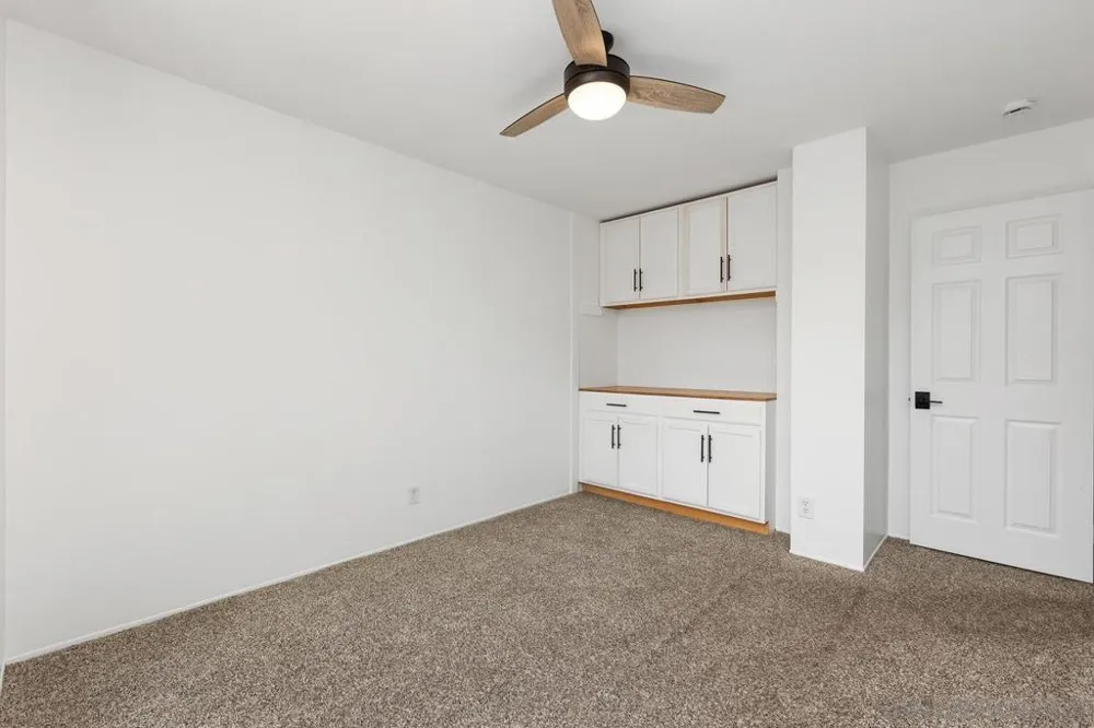 1967 Spanish Oak Way Vista, CA 92081