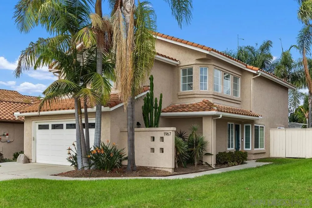 1967 Spanish Oak Way Vista, CA 92081