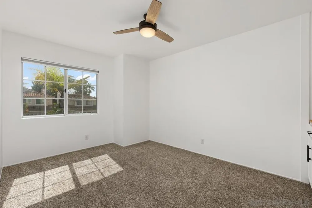 1967 Spanish Oak Way Vista, CA 92081