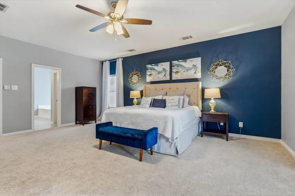8212 Hallmark Drive North Richland Hills, TX 76182