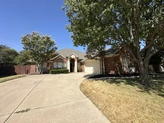 10717 Elmhurst Lane Fort Worth, TX 76244