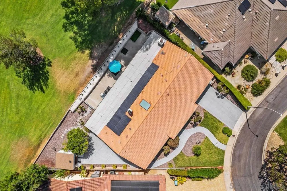 12262 Ranch House San Diego, CA 92128