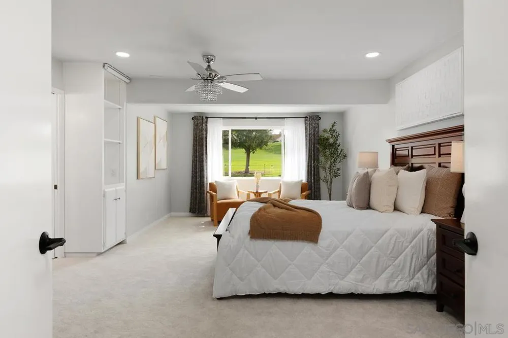 12262 Ranch House San Diego, CA 92128
