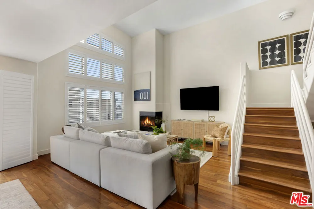 1214 14th Street #203 Santa Monica, CA 90404