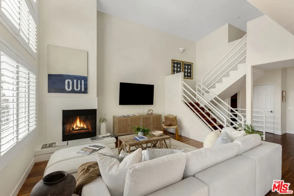 1214 14th Street #203 Santa Monica, CA 90404