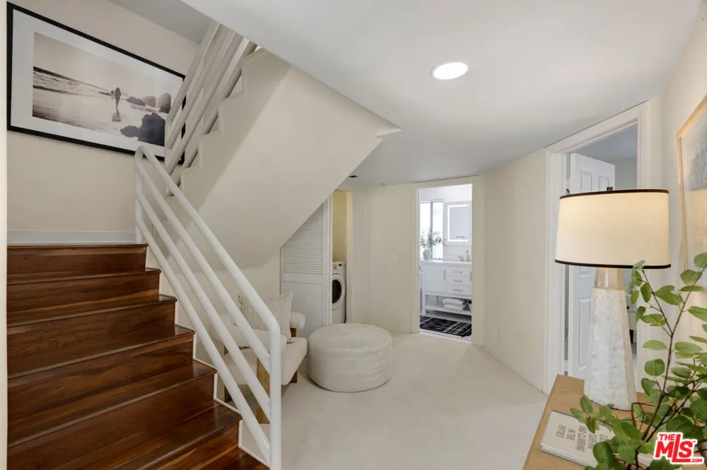 1214 14th Street #203 Santa Monica, CA 90404