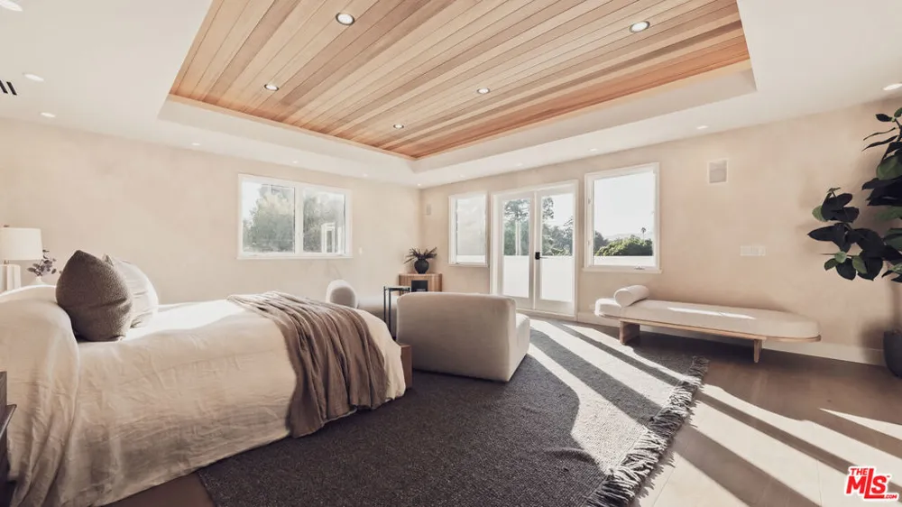 310 22nd Street Santa Monica, CA 90402