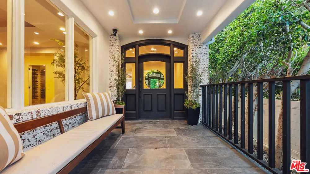 310 22nd Street Santa Monica, CA 90402
