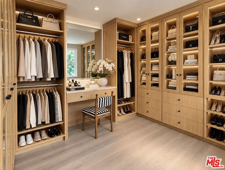 310 22nd Street Santa Monica, CA 90402