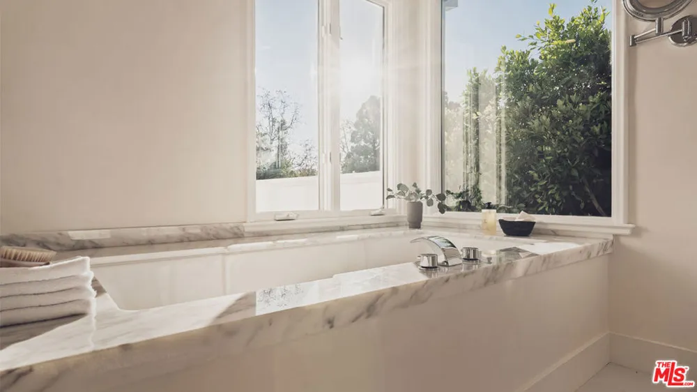 310 22nd Street Santa Monica, CA 90402