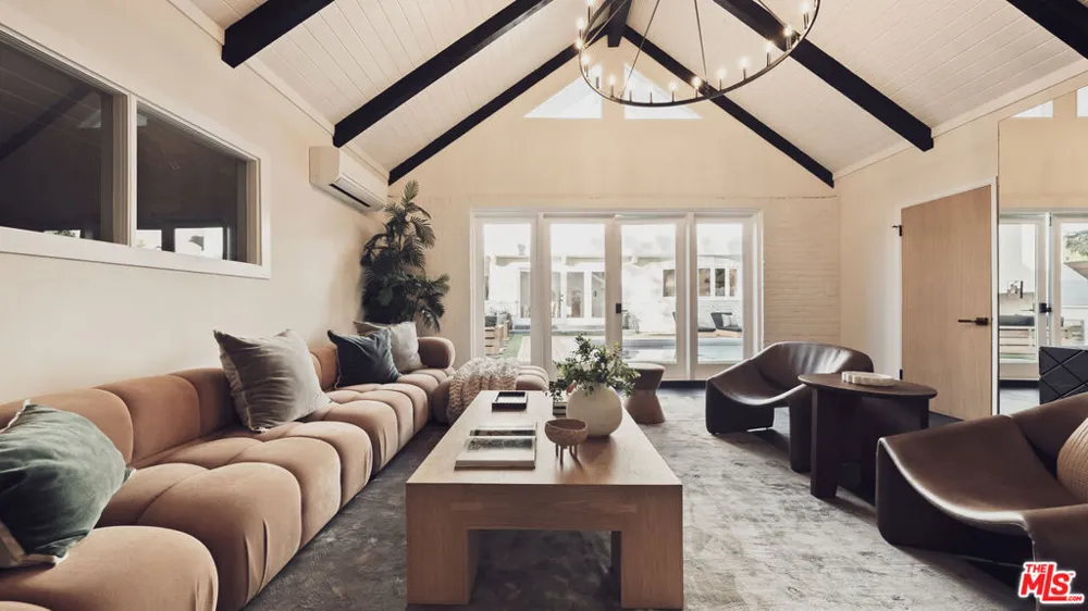 310 22nd Street Santa Monica, CA 90402
